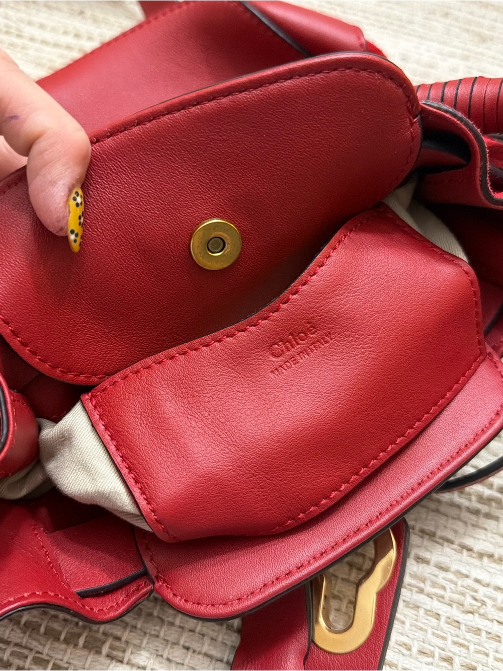 Chloe Red Leather Shoulder Bag with Gold Hardware - Picture 3 of 11